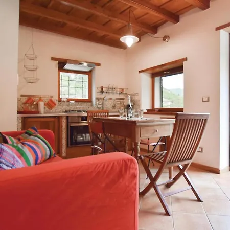 Holiday home Casetta *